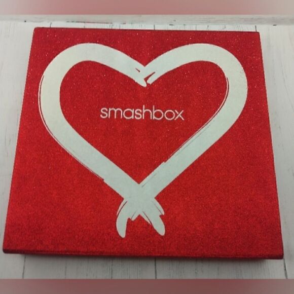 Smashbox Sparkle Red Heart Box Makeup Cosmetics Limited Edition - Picture 2 of 9